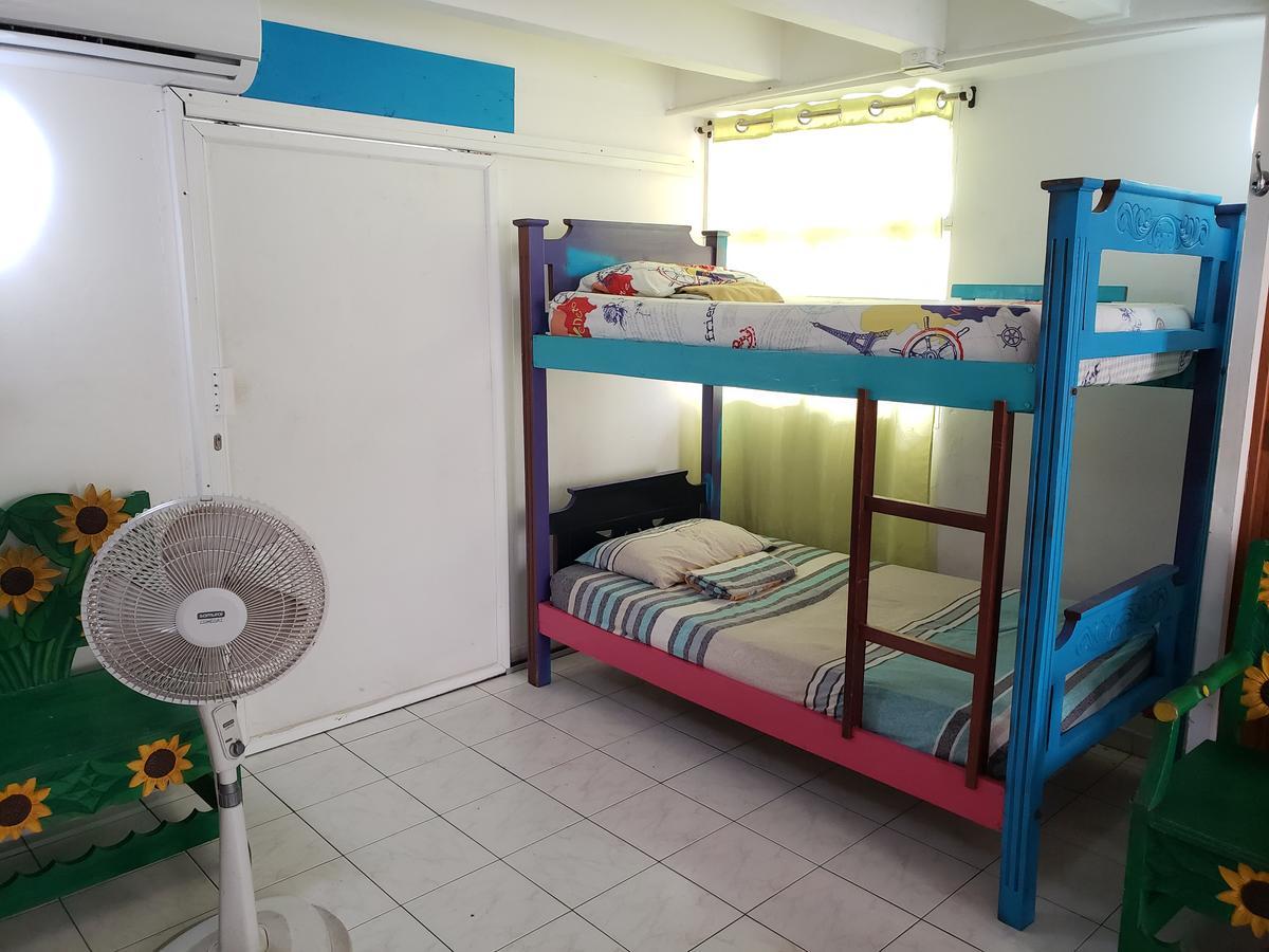 Blue Almond Hostel - San Andres מראה חיצוני תמונה